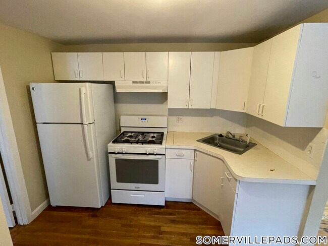 635 Somerville Ave