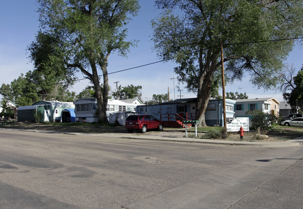 Shady Rest Mobile Home Court in Greeley, CO - Building Photo