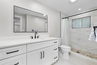 2500 NE 23rd St in Pompano Beach, FL - Building Photo - Building Photo