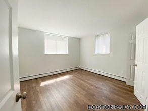 253 Hyde Park Ave, Unit 33 in Boston, MA - Building Photo - Building Photo