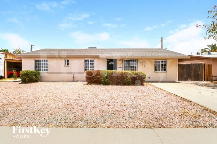 9807 N 18th Ave in Phoenix, AZ - Building Photo