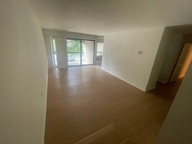 437 Christopher Ave in Gaithersburg, MD - Building Photo - Building Photo