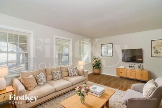 2364 Tiffany Cir in Decatur, GA - Building Photo - Building Photo