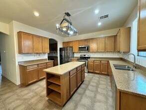43658 Caven Dr in Maricopa, AZ - Building Photo - Building Photo