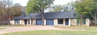503 Algerita Dr in Georgetown, TX - Building Photo