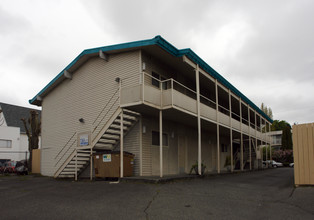 Tamarind Apartments in Seattle, WA - Foto de edificio - Building Photo