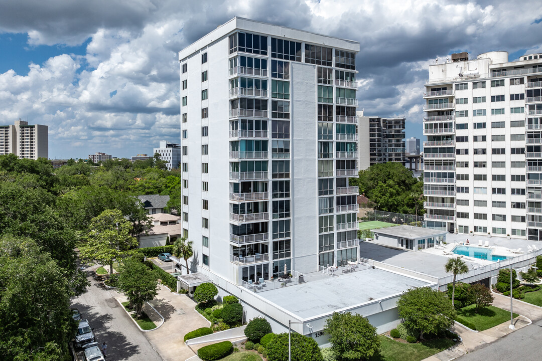 Broadview Towers in Jacksonville, FL - Building Photo