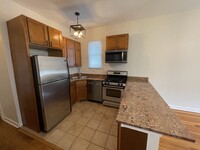 3228 W McLean Ave, Unit 1 in Chicago, IL - Building Photo - Building Photo