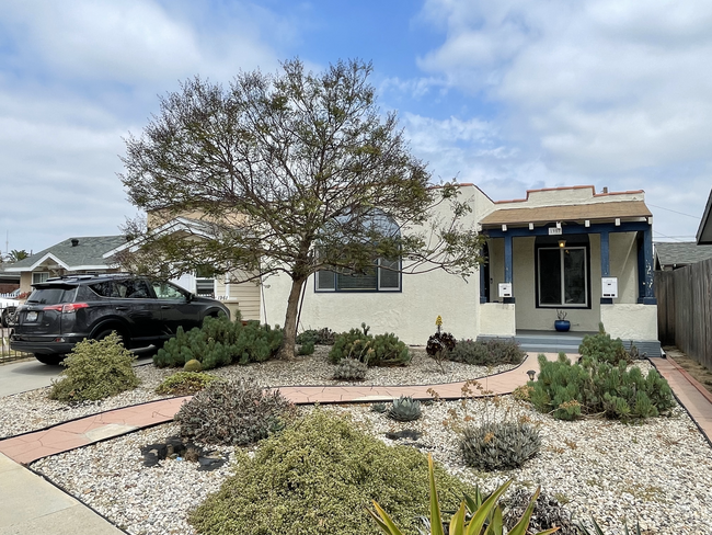 property at 1957 Plaza del Amo