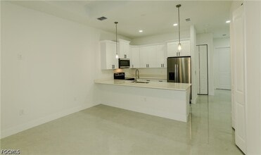 143 Harold Ave S in Lehigh Acres, FL - Building Photo - Building Photo