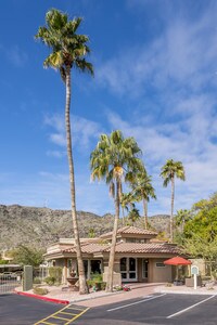 Building Photo - Avana At The Pointe Apartments in Phoenix, Arizona