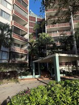 4222 Inverrary Blvd in Lauderhill, FL - Building Photo