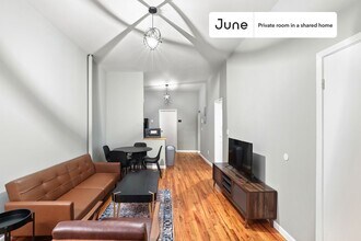 Room in Shared 4 bed/2 bath home in New York, NY - Building Photo - Building Photo