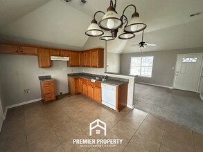 6472 Copper Leaf Cove W in Memphis, TN - Building Photo - Building Photo