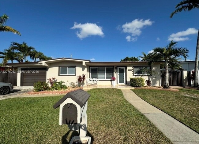 property at 5505 W 14th Ln