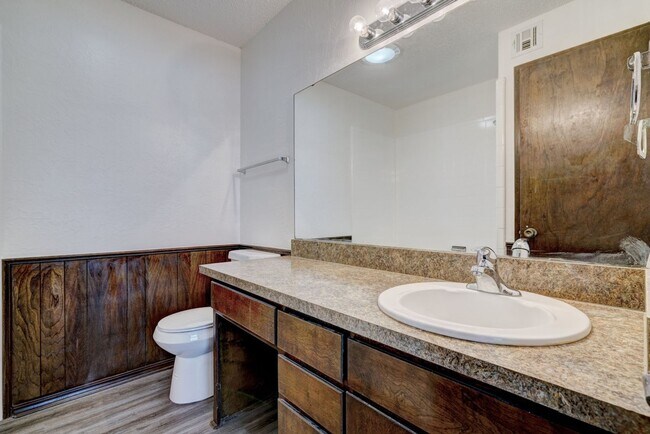 3105 SE Surrey Ln-Unit -3105-3 A3 in Lawton, OK - Building Photo - Building Photo
