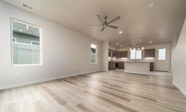 2452 Park Vista St in Grand Junction, CO - Building Photo - Building Photo