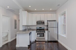 998 Tremont St, Unit #1 in Boston, MA - Building Photo