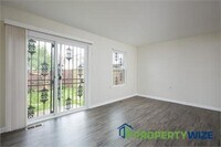 814 Showell Ct photo'