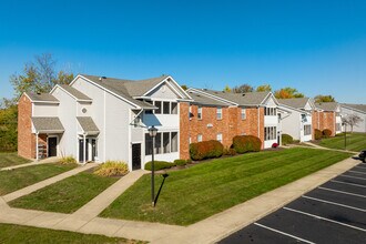 Washington Village Apartments in Greenfield, IN - Building Photo - Building Photo
