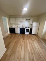 234 Meyran Ave in Pittsburgh, PA - Building Photo