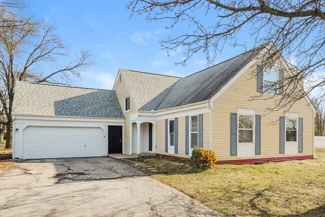 property at 4271 Unroe Ave