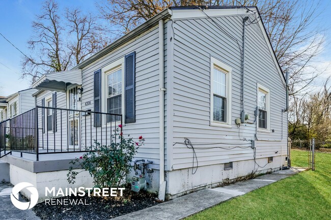 4306 Hale Ave in Louisville, KY - Building Photo - Building Photo