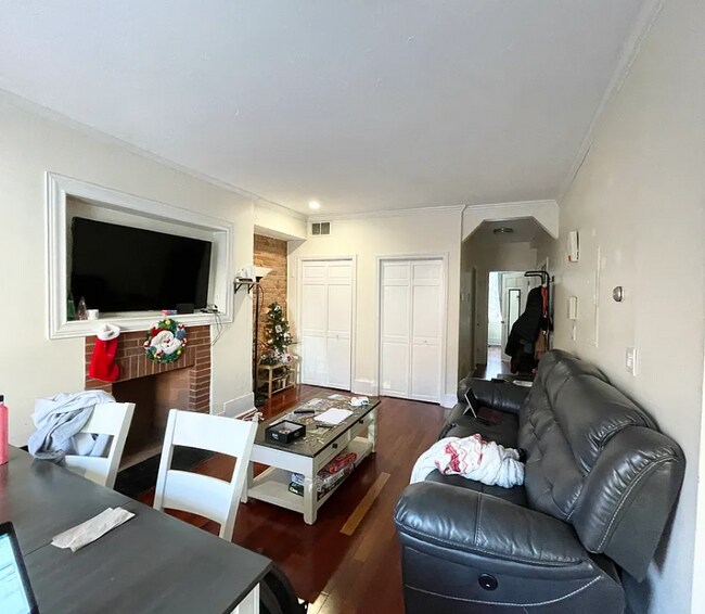 45 Hemenway St, Unit 2 in Boston, MA - Foto de edificio - Building Photo