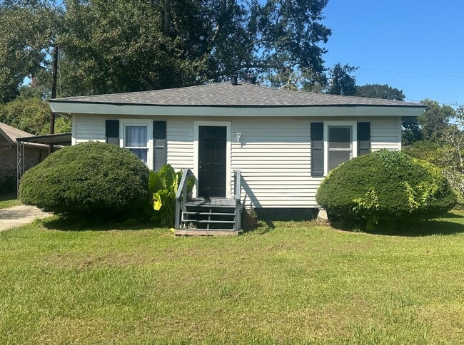 property at 217 Choctaw Rd