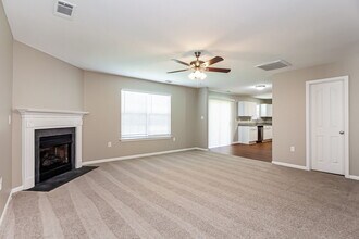 6930 Wandering Creek Dr in Charlotte, NC - Building Photo - Building Photo
