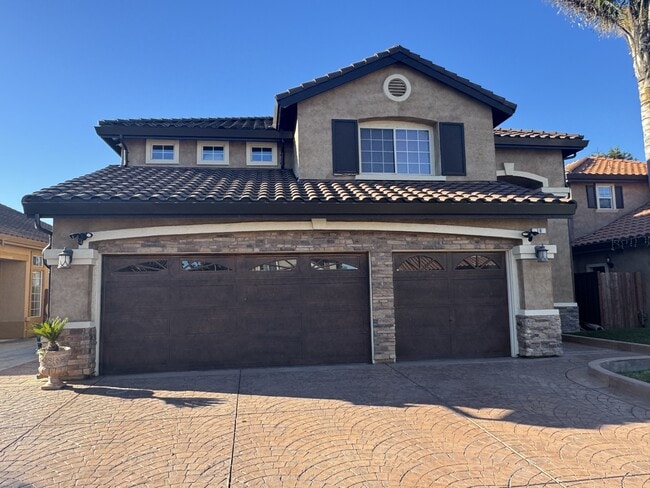 property at 10 Rhine Cir