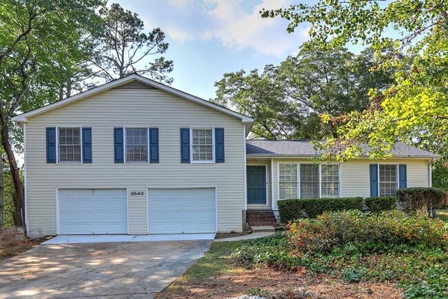 property at 2640 Tritt Ln