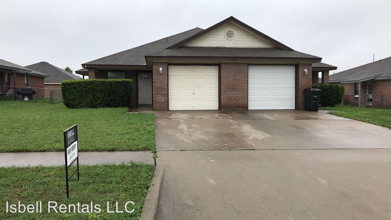 2802 Lucille Dr in Killeen, TX - Building Photo