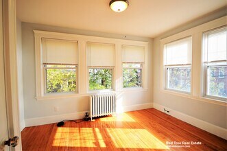 51 Leamington Rd, Unit 1B in Boston, MA - Building Photo - Building Photo