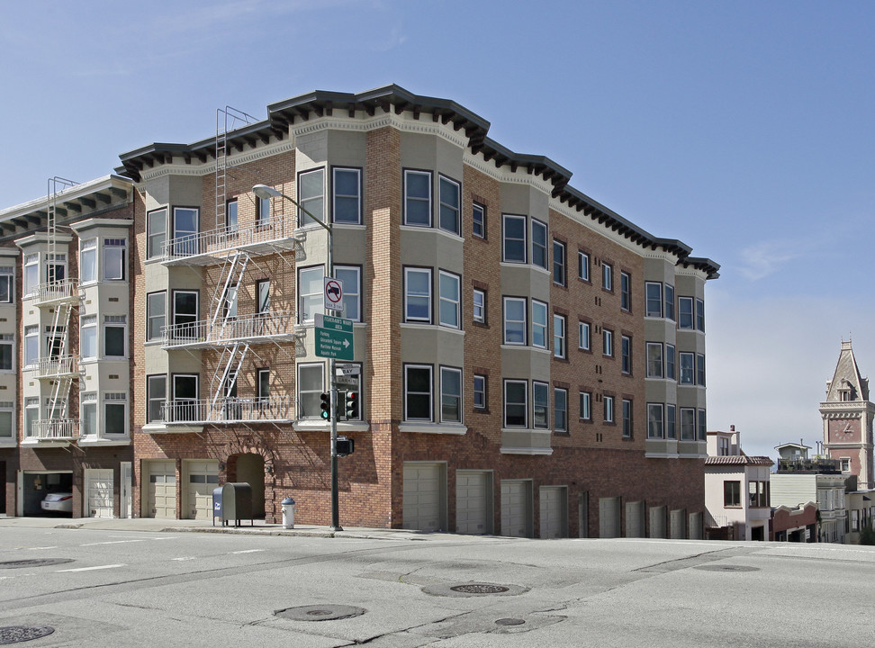 900 Bay St in San Francisco, CA - Building Photo