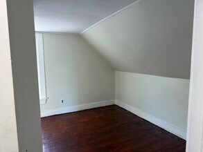 278 Pleasant St in Claremont, NH - Building Photo - Building Photo