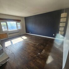 57-55 79th St in Queens, NY - Building Photo - Building Photo