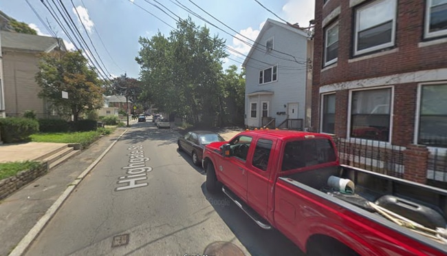 11 Highgate St, Unit 11-1 in Boston, MA - Building Photo - Building Photo