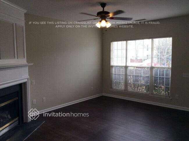 2011 Chinabrook Ct in Charlotte, NC - Building Photo - Building Photo