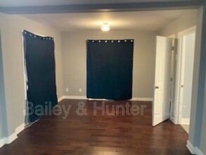 880 Hargis St SE in Atlanta, GA - Building Photo - Building Photo
