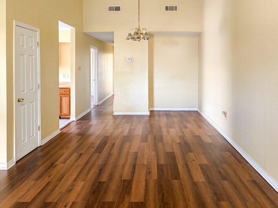 7621 Alabama St in New Orleans, LA - Building Photo