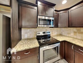 3038 Panther Trail SW in Atlanta, GA - Building Photo - Building Photo