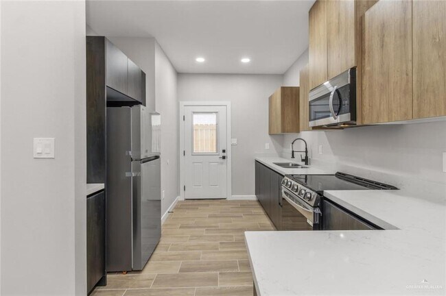 10 San Jose Dr in Mission, TX - Building Photo - Building Photo