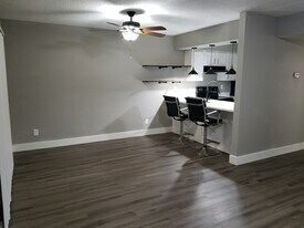 1826 N Spring, Unit 102 in Mesa, AZ - Building Photo