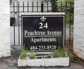 Peachtree Avenue Apartments in Atlanta, GA - Building Photo - Building Photo