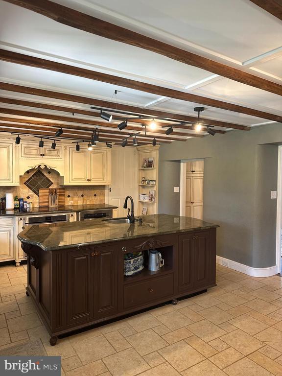 553 Worthington Rd in Chester Springs, PA - Building Photo - Building Photo