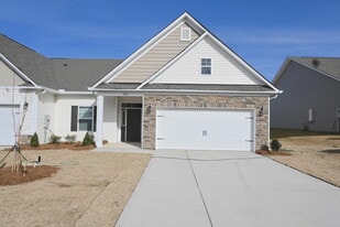 983 Manitou Cir in Aiken, SC - Building Photo