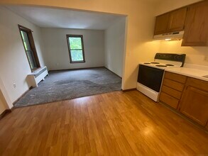 336 Main St in Cromwell, CT - Building Photo - Building Photo