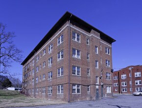 Magnolia Apartments in Knoxville, TN - Building Photo - Building Photo