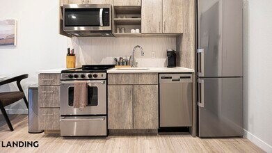 3022 Zuni St, Unit 206 in Denver, CO - Building Photo - Building Photo